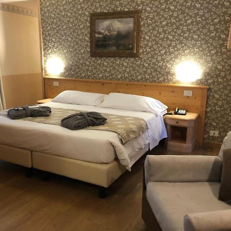 Hotel Edelweiss 3 Stelle Superior Breuil-Cervinia Zewnętrze zdjęcie