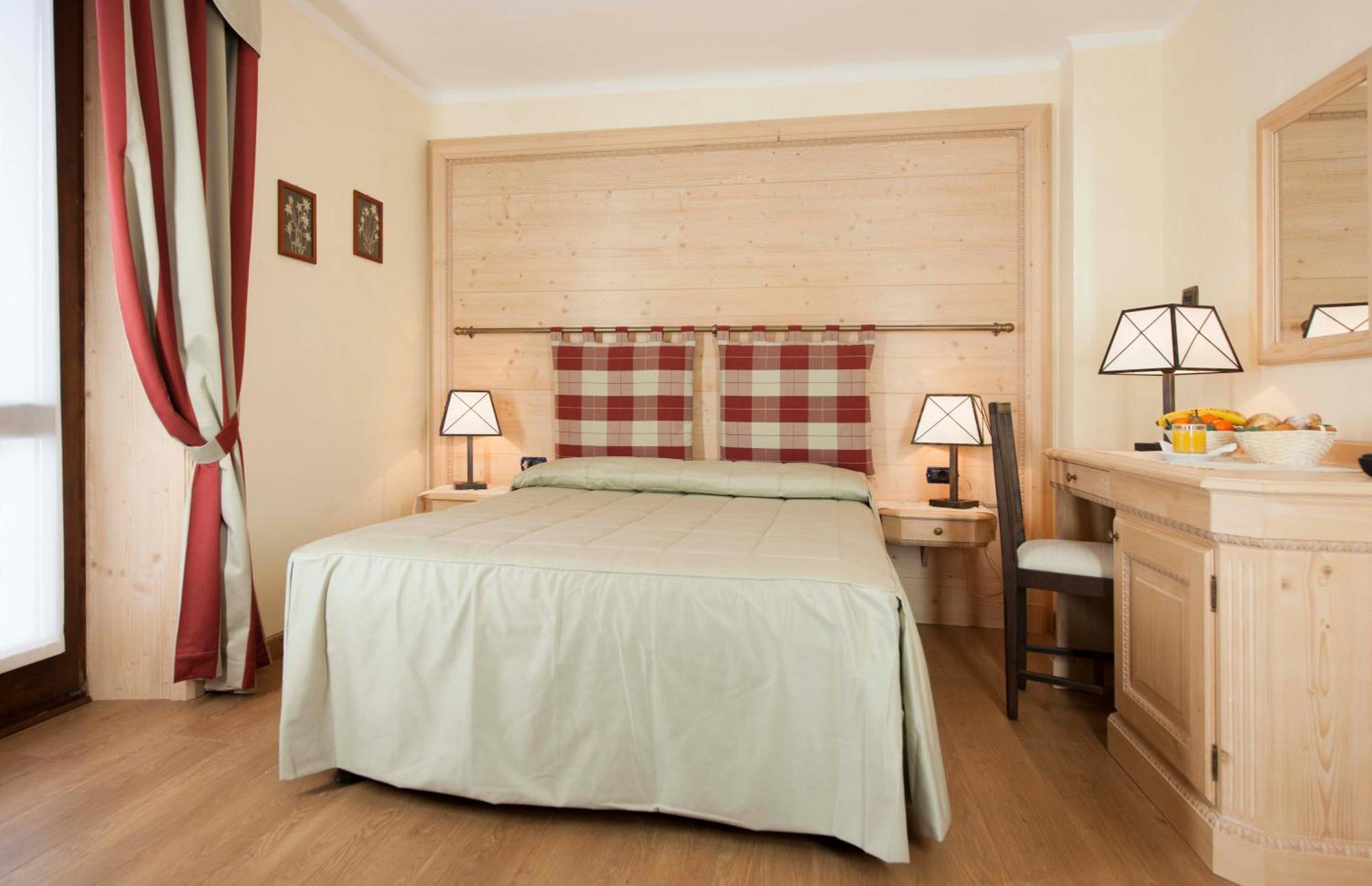 Hotel Edelweiss 3 Stelle Superior Breuil-Cervinia Zewnętrze zdjęcie